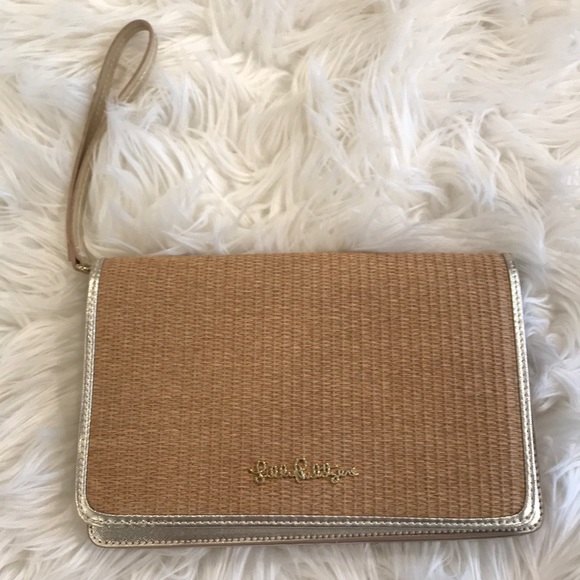 Lilly Pulitzer Handbags - Lily Pulitzer Happy Hour Straw Clutch
